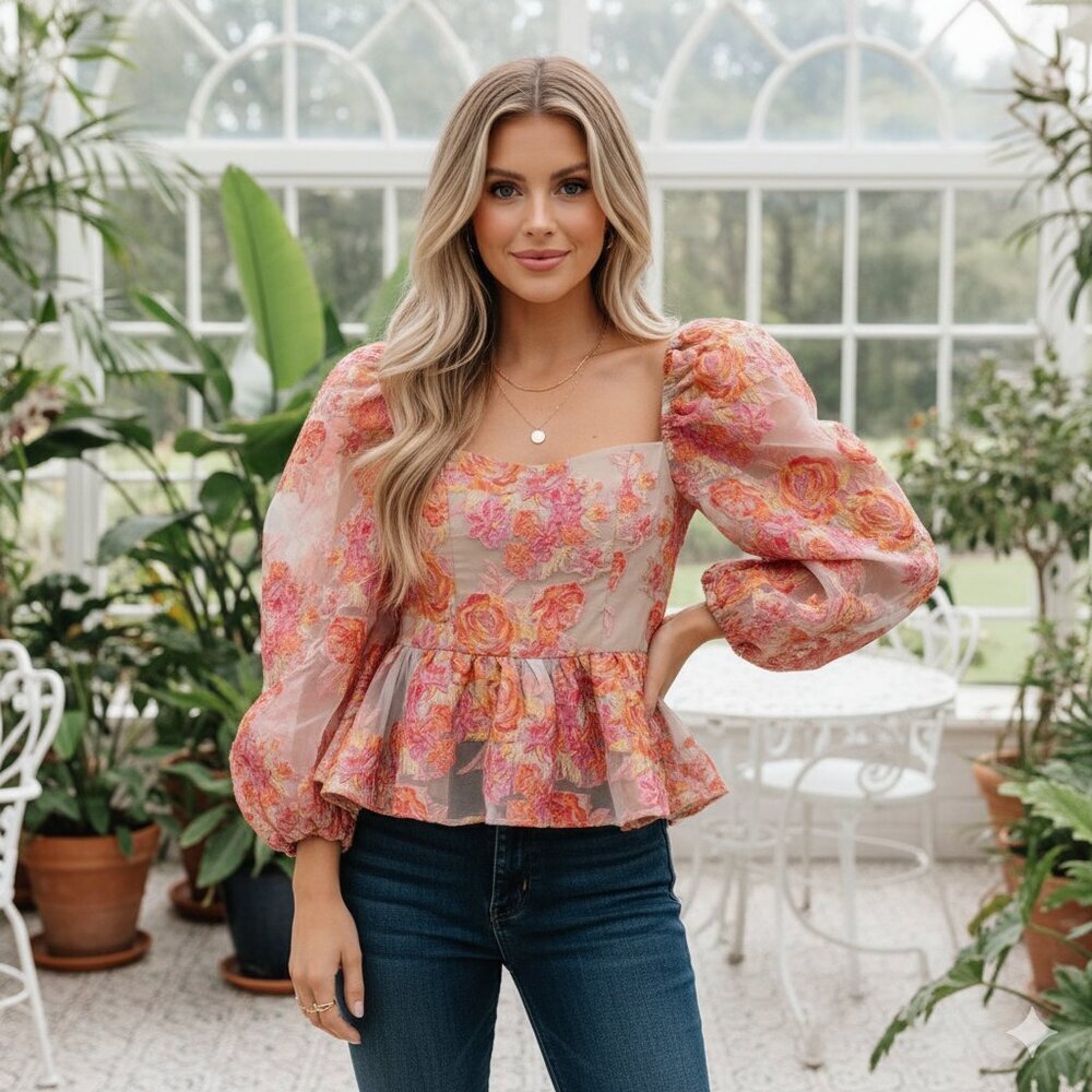 Elliatt NWT Excitement Long Sleeve Blouse Top in Red Multi Size Small